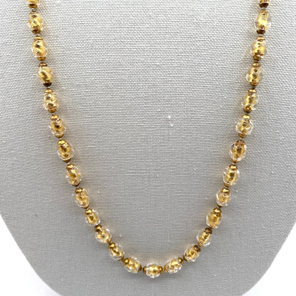 Vintage Art Deco Gold Foil Art Glass Necklace - Picture 5 of 12